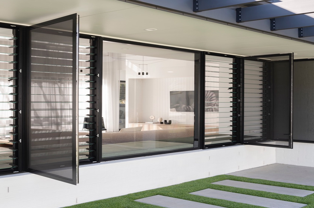 ForceField Hinge windows opened