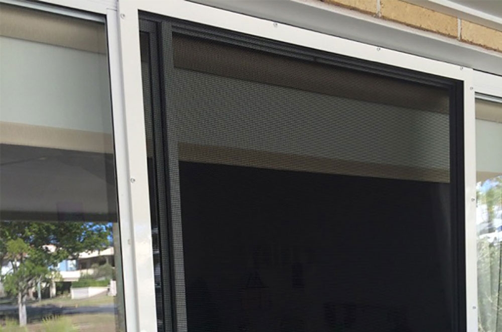 ForceField sliding door