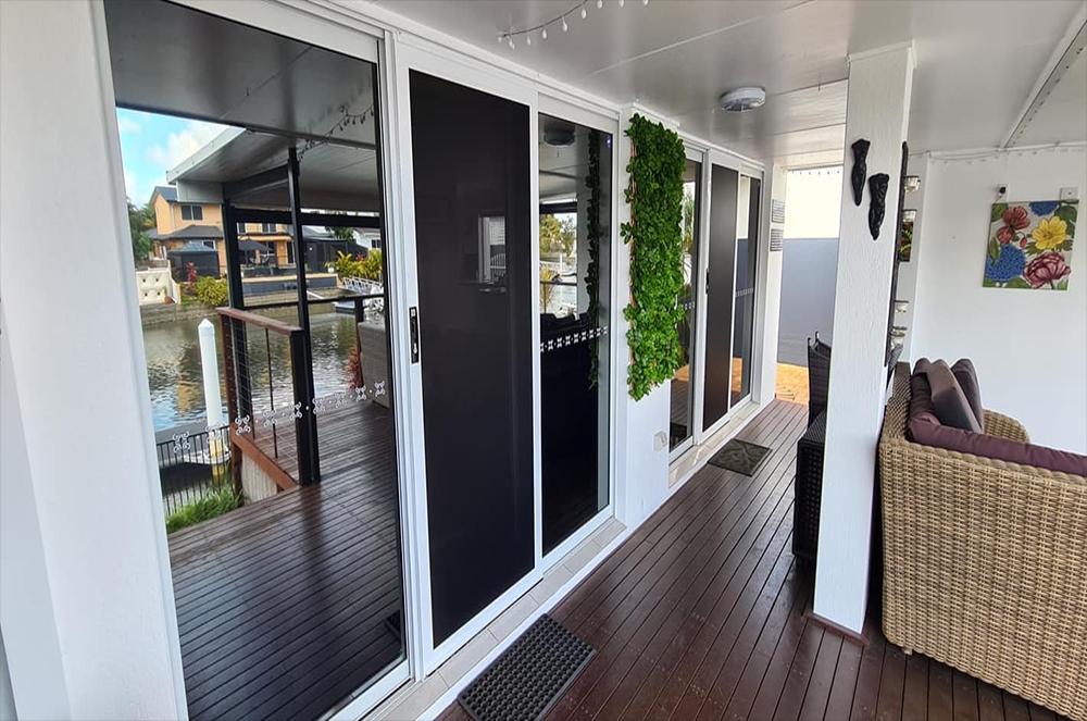 ForceField sliding door