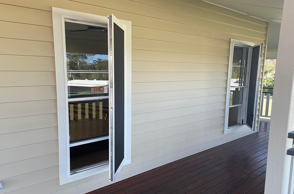 ForceField hinge windows opended