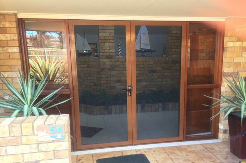 ForceField hinge doors