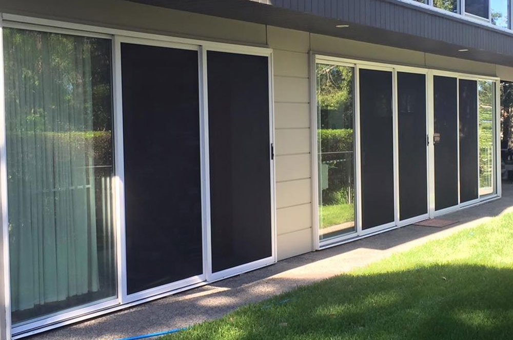 Protec sliding doors