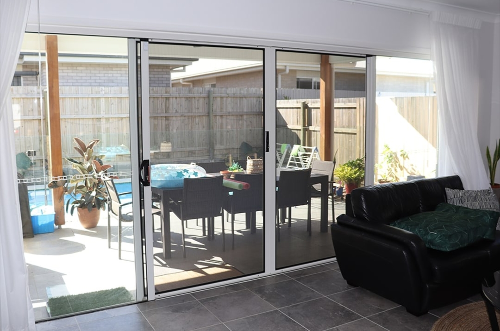 ForceField sliding door